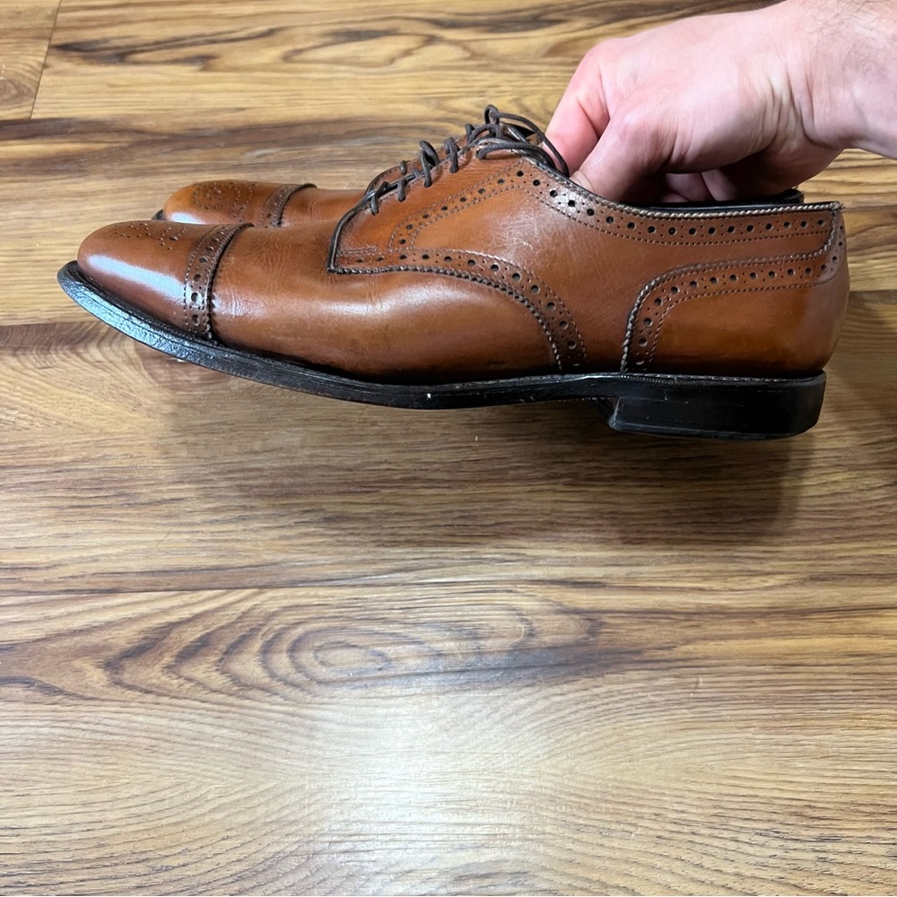 Allen Edmonds Sanford Size 9D - Picture 3 of 8